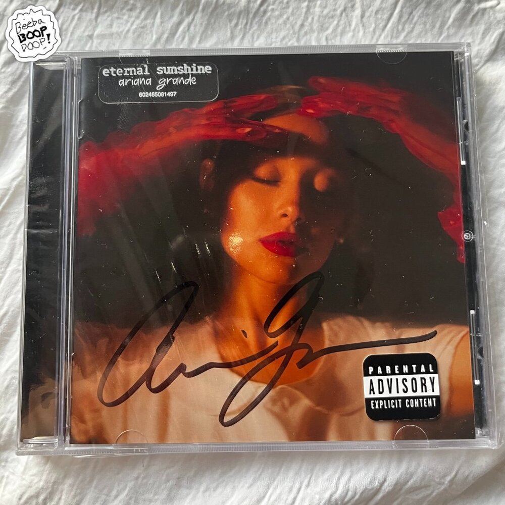 (Full Signature) Ariana Grande Eternal Sunshine Signed CD